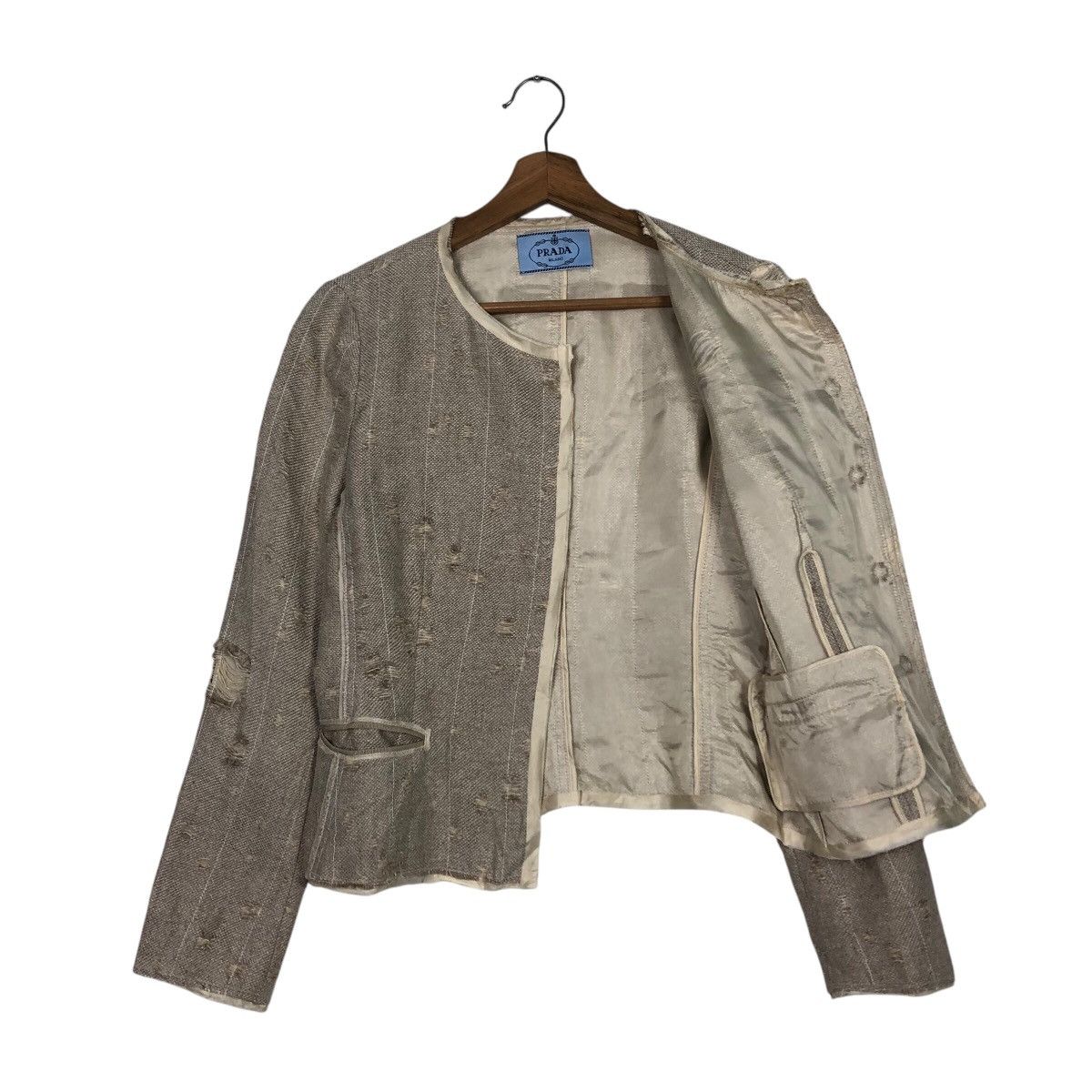 Prada 📌Rich Grey Cropped Distressed Tweed Jacket Prada Milano Size M / US 6-8 / IT 42-44 - 12 Thumbnail