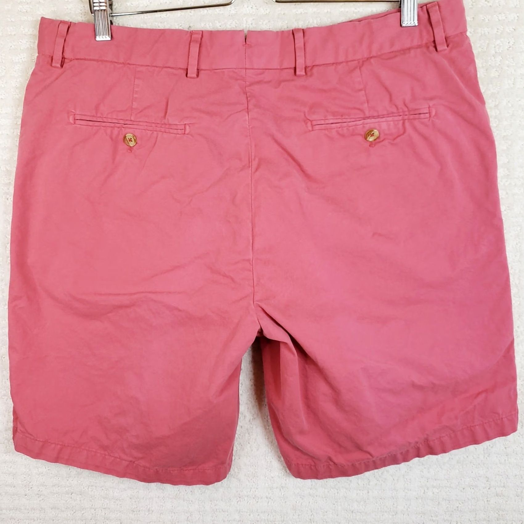 J.McLaughlin J. McLaughlin Shorts Mens 36 Nantucket Red Pink Golf Beach Resort Chino Flat Front Zip Pockets Classic Regular Cotton 10 In Inseam Size US 36 / EU 52 - 7 Thumbnail