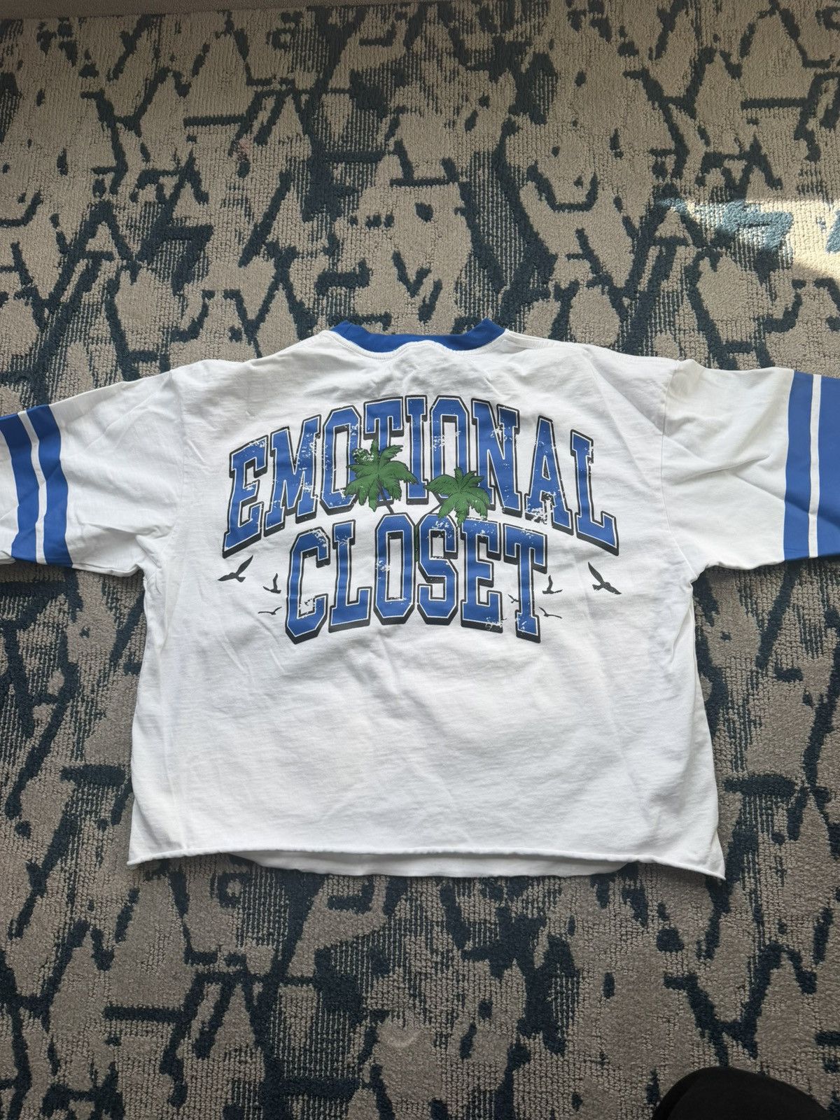 Other Mixed Emotions Cropped Tee Size US M / EU 48-50 / 2 - 4 Thumbnail