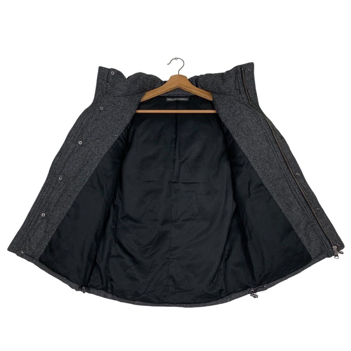 5351 POUR LES HOMMES 5351 Pour Les Hommes Hooded Puffer Vest #0529-C24 Size US M / EU 48-50 / 2 - 11 Thumbnail