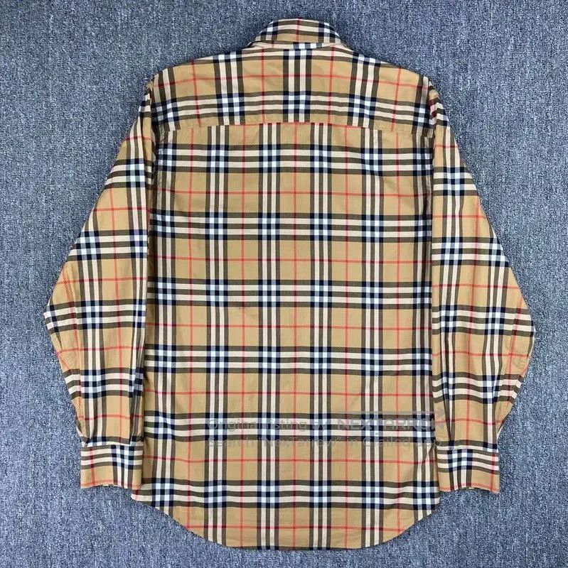 Burberry Burberry Khaki Cotton Women's Shirt. Size XS / US 0-2 / IT 36-38 - 2 Thumbnail