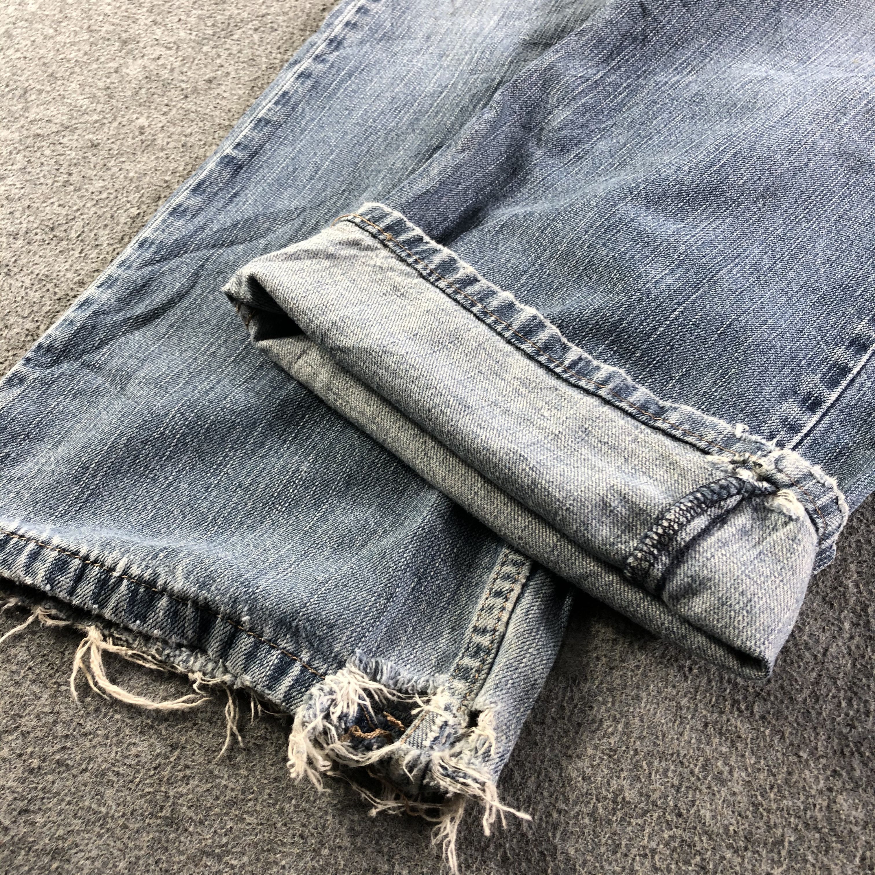 Levi's Vintage Blue Wash Levis 569 Jeans-J4174 Size US 37 - 7 Thumbnail
