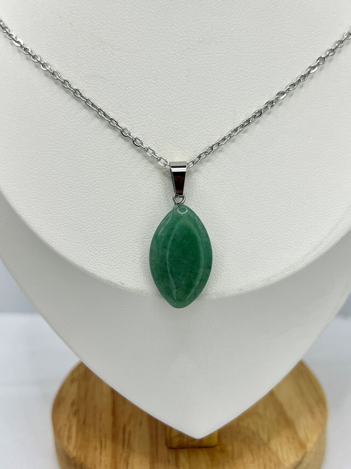 Jewelry Green Jade Silver Chain Necklace Size ONE SIZE - 3 Thumbnail