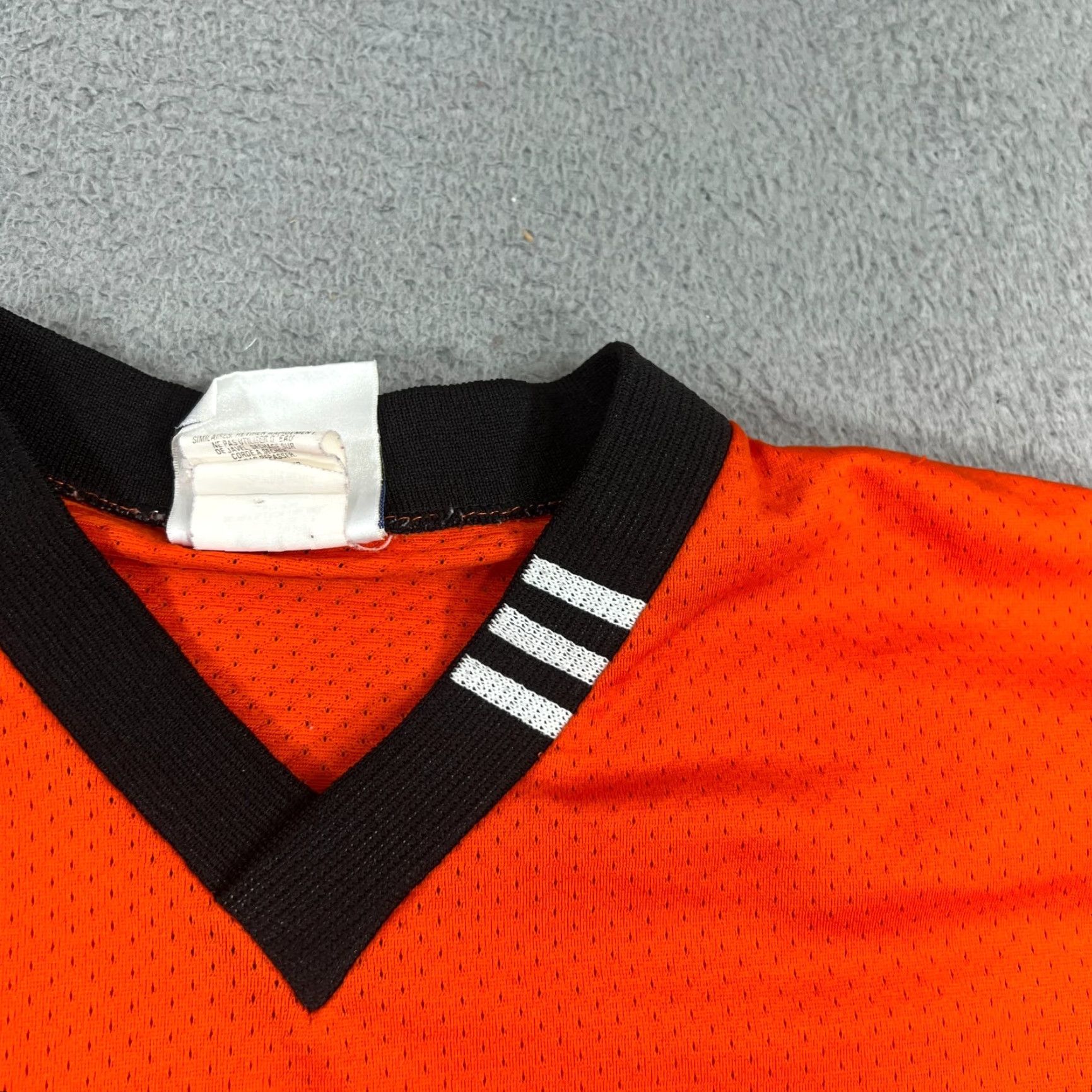 Adidas Vtg Adidas Soccer Mens Jersey 3-Stripe Logo Shirt L Size US L / EU 52-54 / 3 - 6 Thumbnail