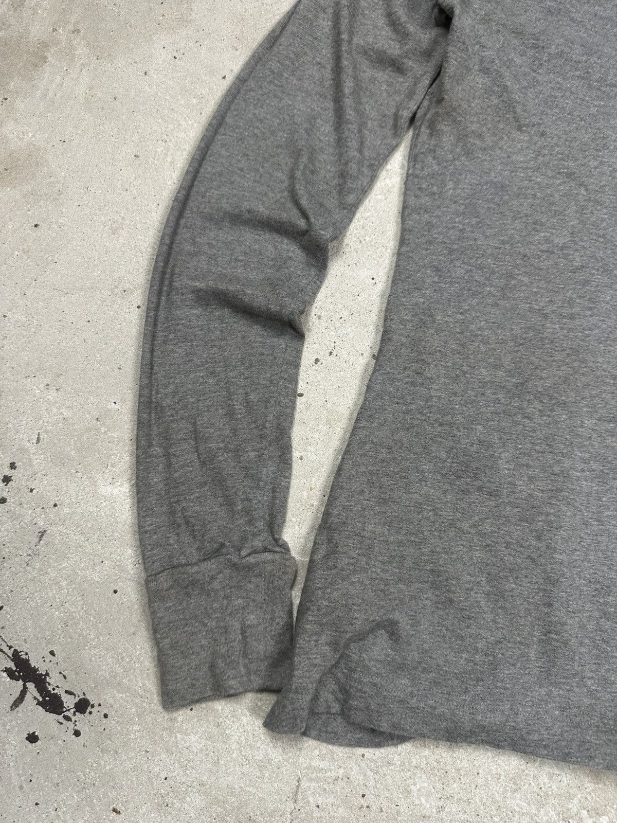 Dolce & Gabbana 2010s Dolce & Gabbana Catholic Grey Long Sleeve Tee Size S / US 4 / IT 40 - 10 Thumbnail