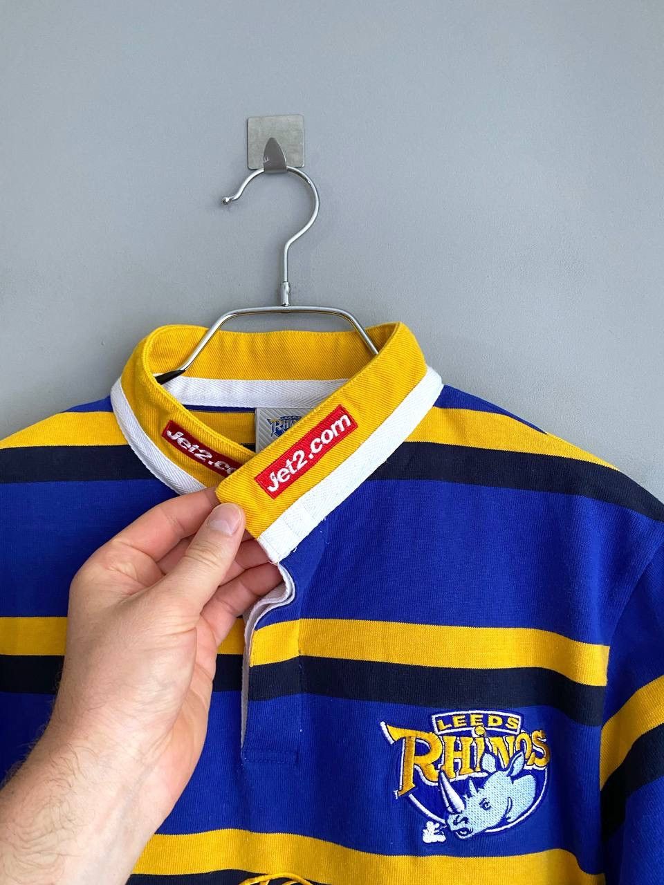Other Leeds Rhinos England 2009/10 Vintage Rugby Jersey Y2K Size S Size US S / EU 44-46 / 1 - 9 Thumbnail