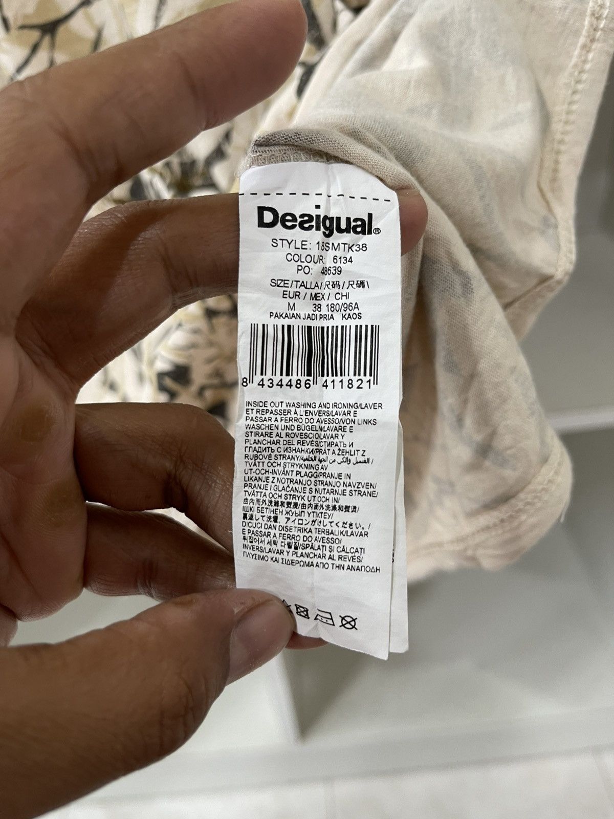 Desigual Desigual Leaf AOP Design Size US M / EU 48-50 / 2 - 5 Thumbnail