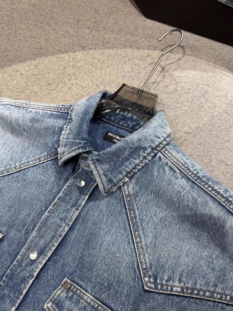 Balenciaga Balenciaga Beaded Denim Vest. Size US XS / EU 42 / 0 - 3 Thumbnail