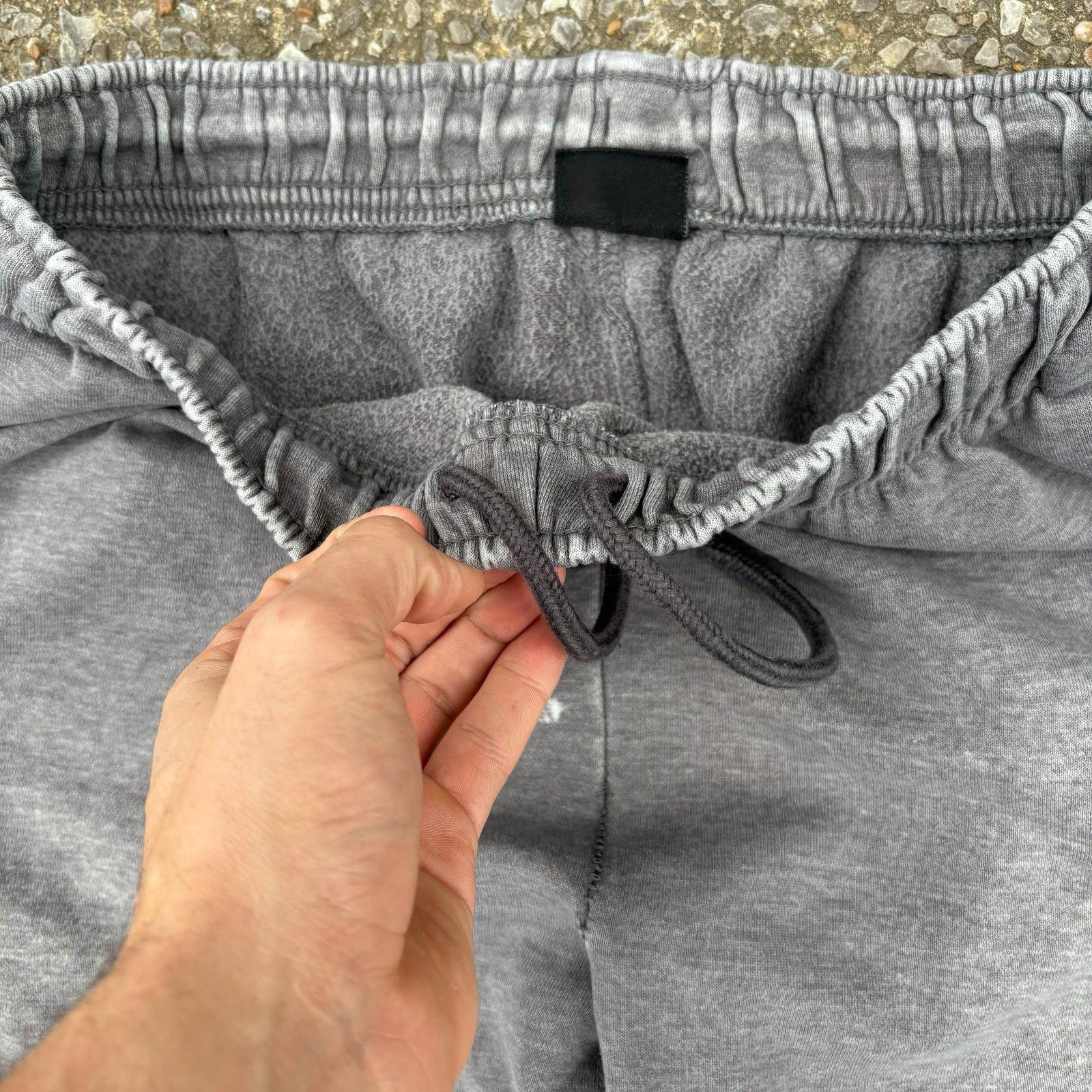 Nike Y2K faded gray baggy sweatpants Size US 34 / EU 50 - 3 Thumbnail