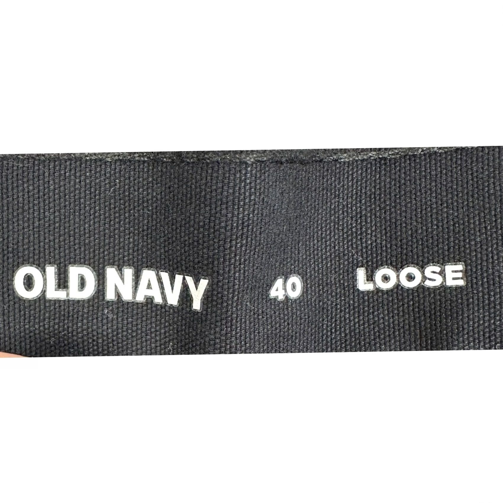 Old Navy Re-ordering: Putting "Old Navy Shorts" first for clarity Size US 40 / EU 56 - 3 Thumbnail