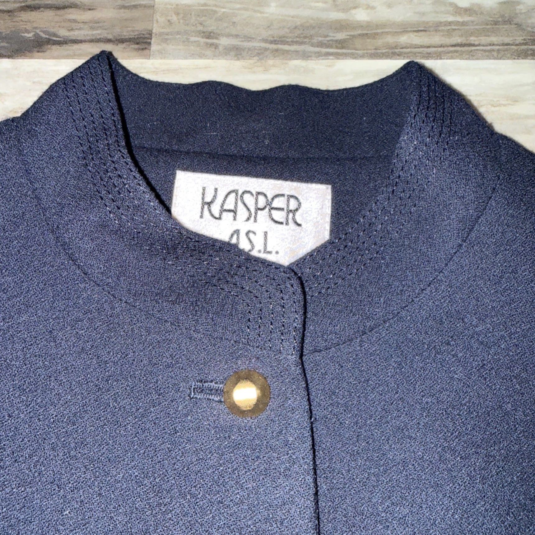 Kasper VINTAGE Kasper Pantsuit Two-Piece Black Lined Blazer & Pants 10 Womens Tailored Shoulder Pads 2-Piece Set Jacket & Pants Size 32" / US 10 / IT 46 - 5 Thumbnail