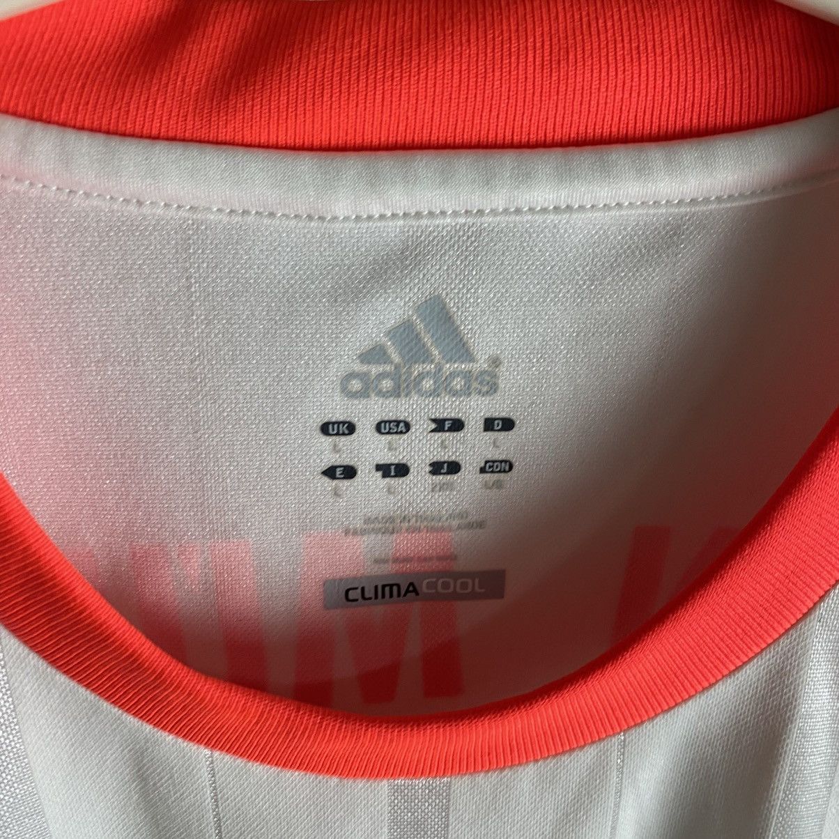 Adidas Vintage Adidas Germany 1 Neuer Rare Soccer Jersey Blokecore Size US L / EU 52-54 / 3 - 9 Thumbnail