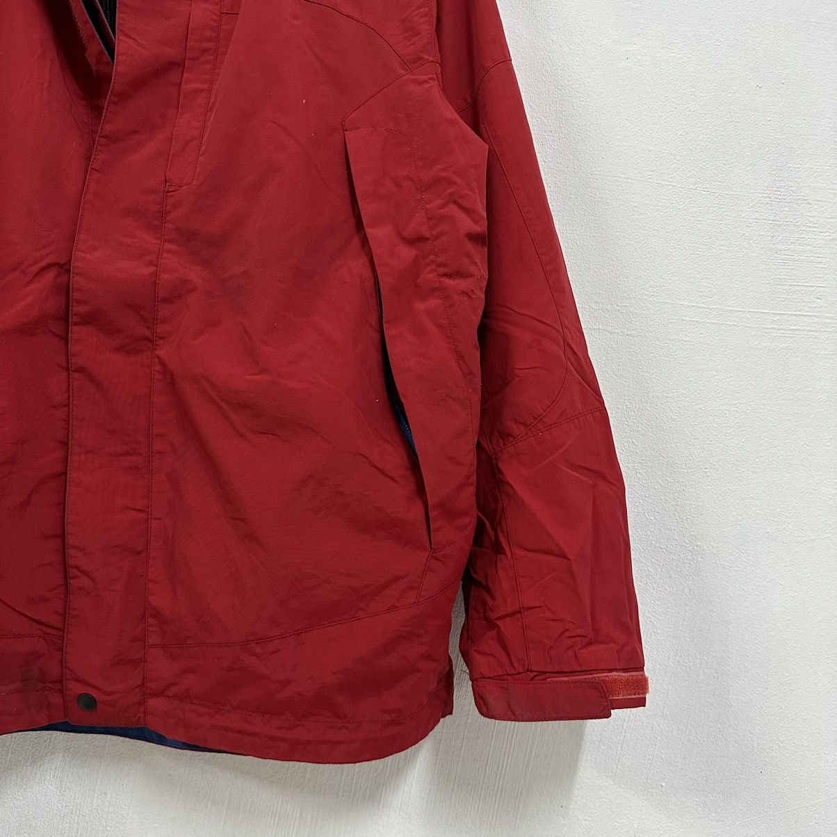 New Balance Vintage New Balance Sweater Waterproof Raincoat Zipper Size US M / EU 48-50 / 2 - 3 Thumbnail