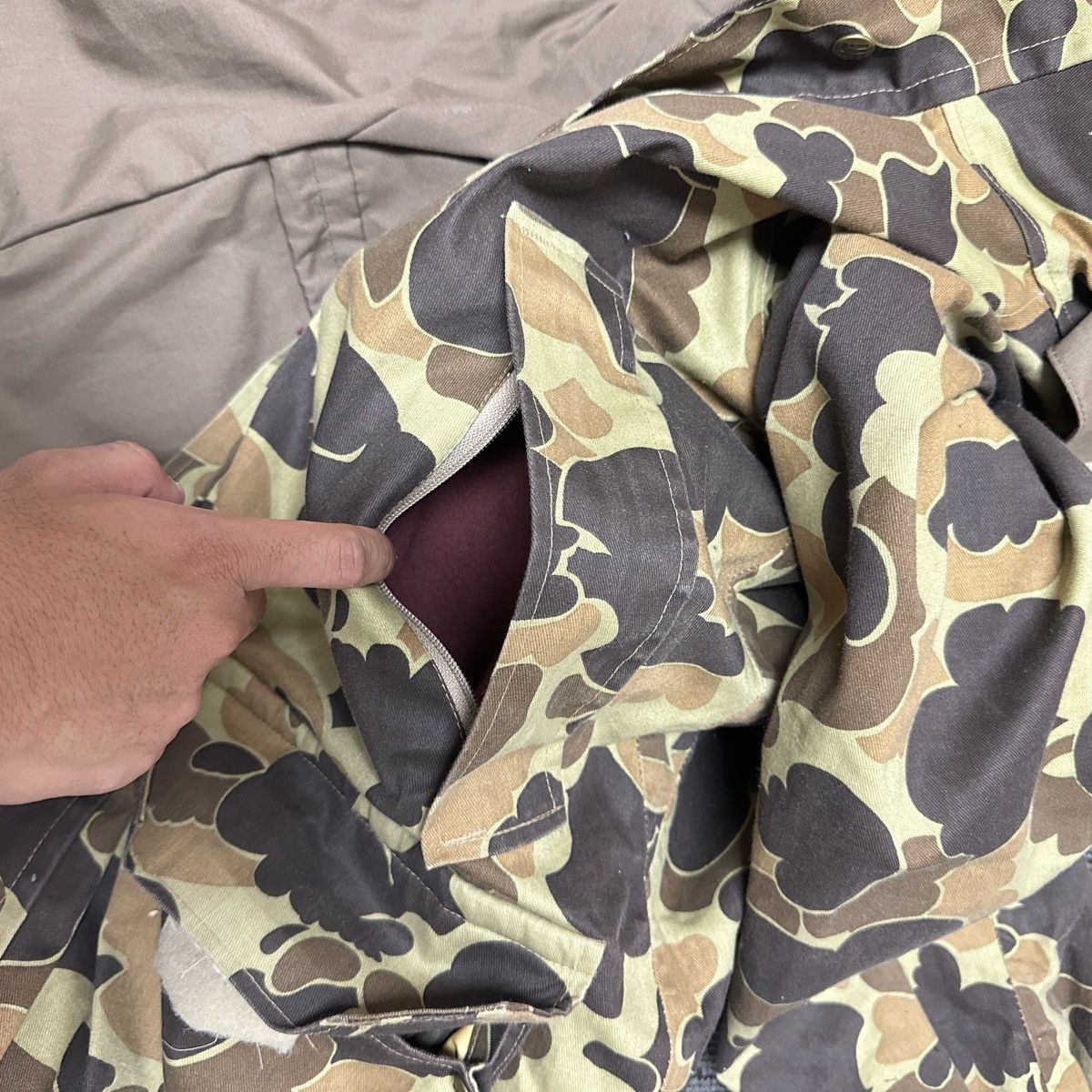 Columbia × Vintage COLUMBIA Camo Jacket Men Medium GoreTex Hunt Coat VTG USA Size US M / EU 48-50 / 2 - 8 Thumbnail