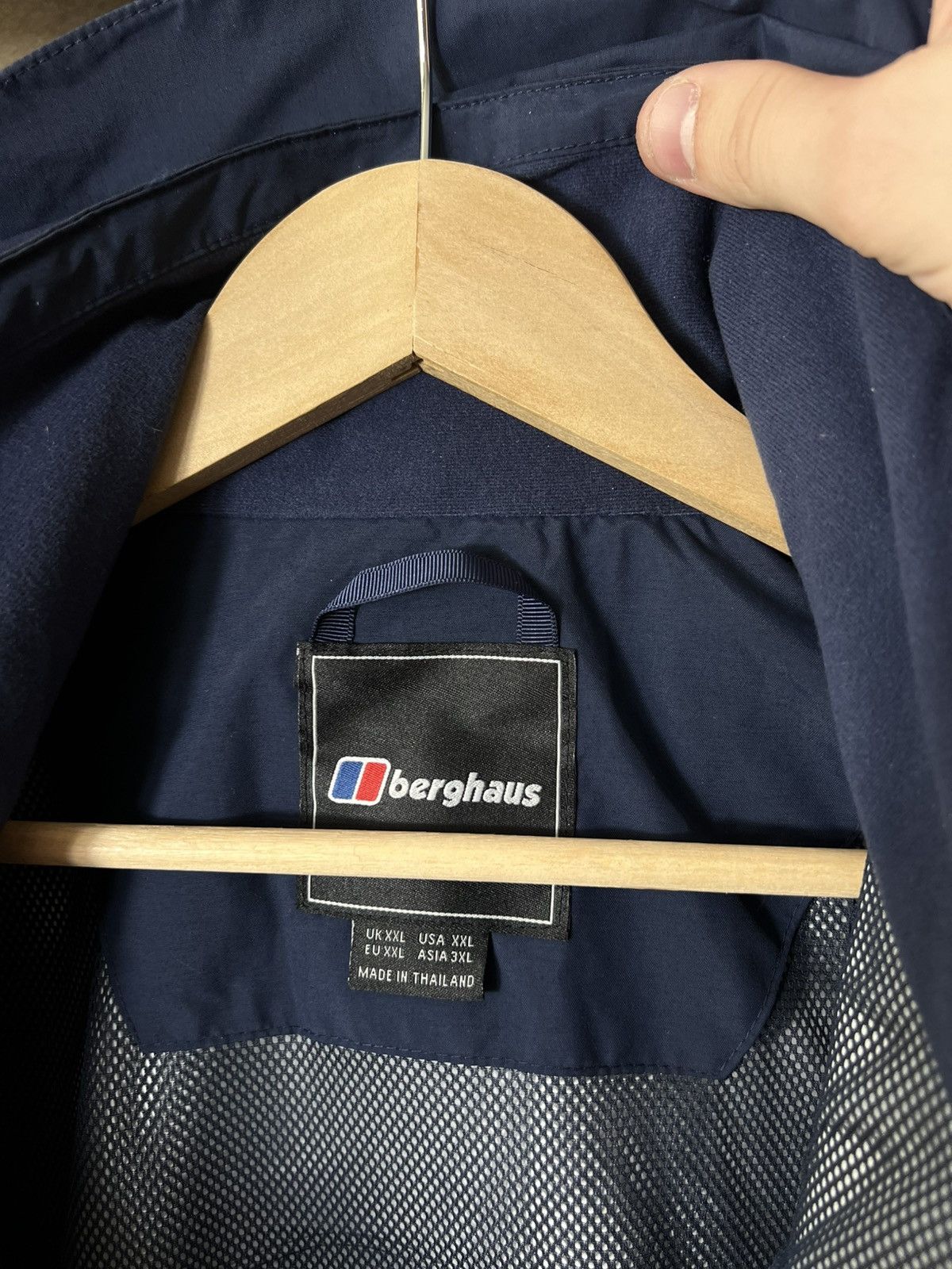 Berghaus Berghaus Gore-Tex Waterproof Jacket Size XXL Hooded Outdoor Size US XXL / EU 58 / 5 - 15 Thumbnail