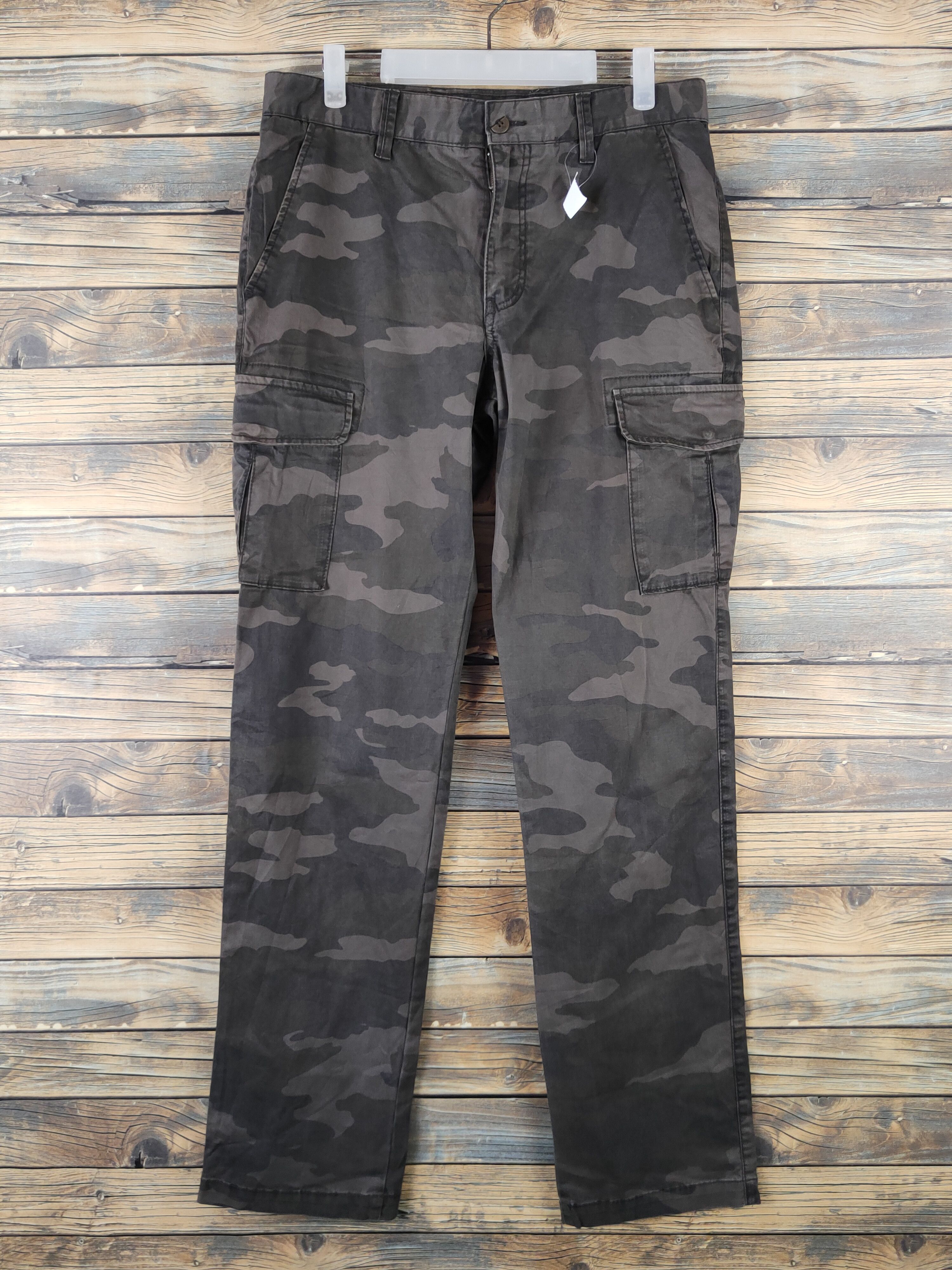 Japanese Brand DLL Uniqlo Camouflage Multipocket Tactical Cargo Pants #117 Size US 31 - 1 Thumbnail