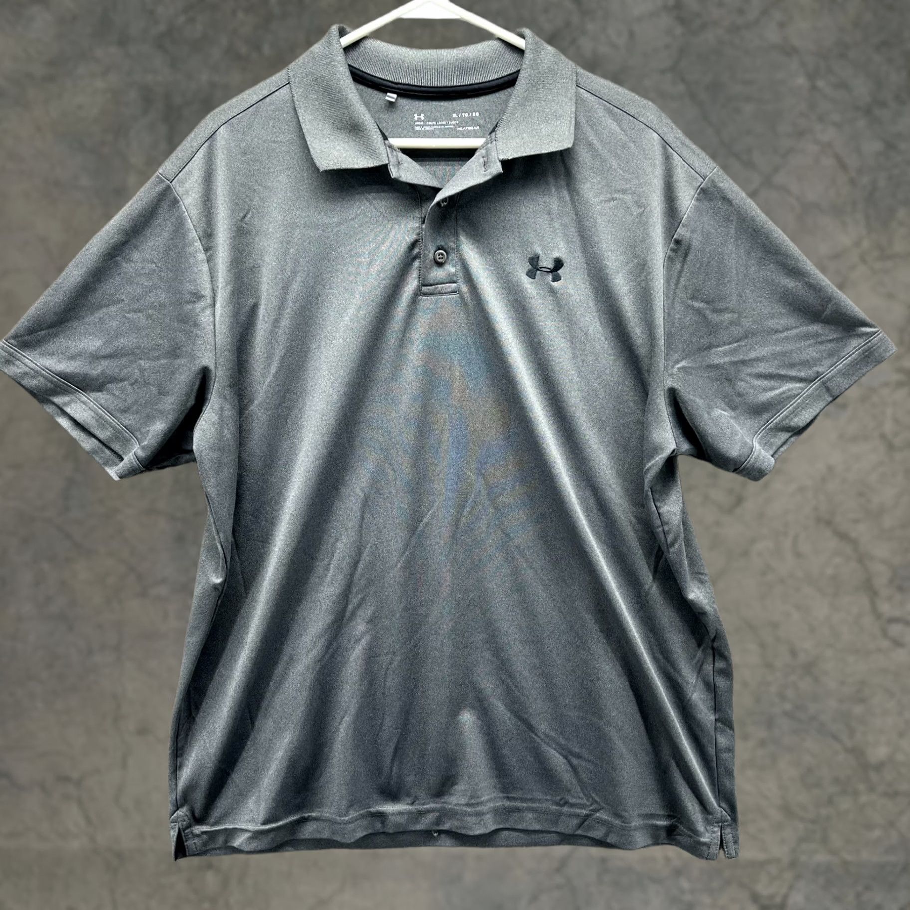 Under Armour Under Armour Polo Shirt Mens XL Heather Gray HeatGear Golf Short Sleeve Collared Button Logo Size US XL / EU 56 / 4 - 1 Thumbnail