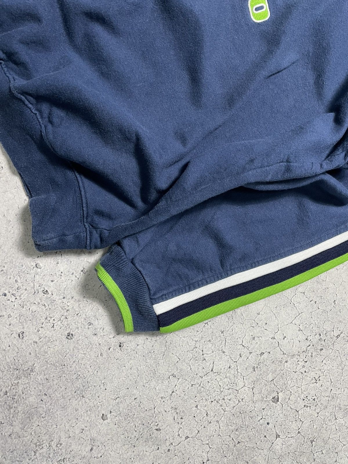 Umbro Vintage 90s Umbro Big Logo Sweatshirt Y2K Rare Size US L / EU 52-54 / 3 - 3 Thumbnail