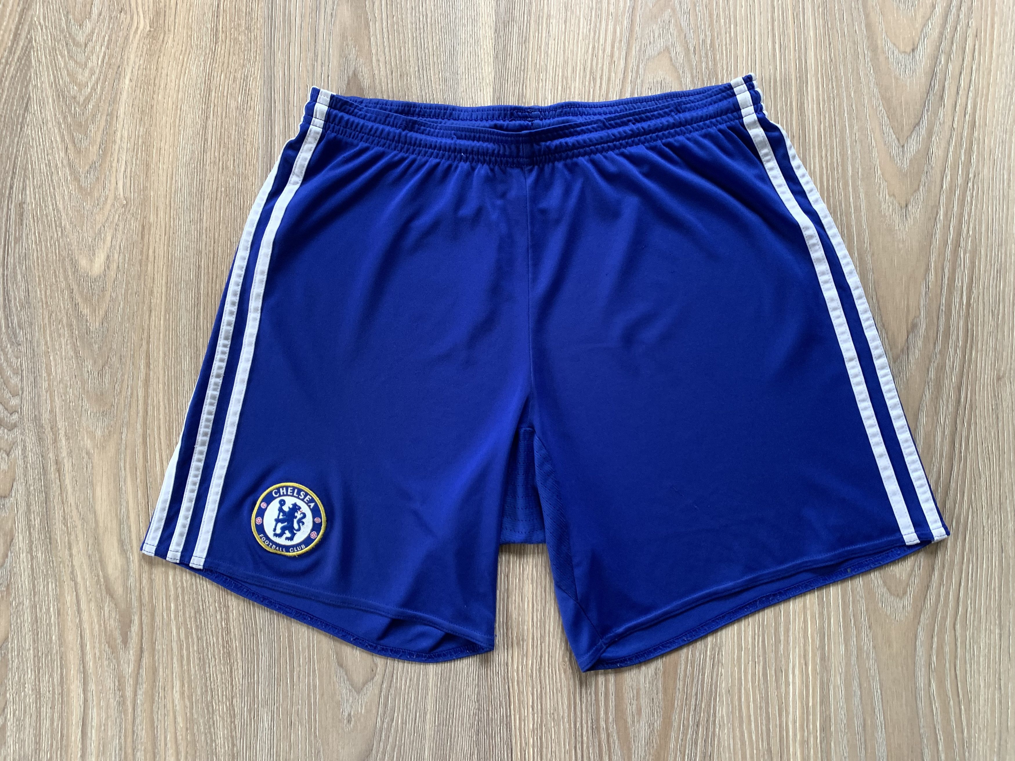 Adidas × Chelsea Soccer × Vintage Vintage Adidas Chelsea FC Shorts 2016 Size US 30 / EU 46 - 3 Thumbnail