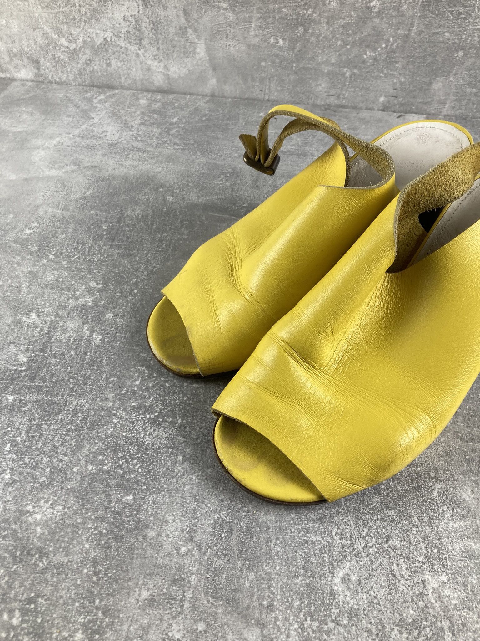 Maison Margiela Maison Margiela vintage yellow leather heel sandals Size US 7.5 / IT 37.5 - 9 Thumbnail