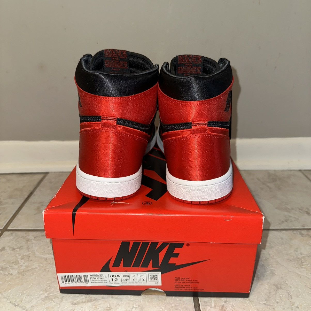 Jordan Brand Jordan 1 Retro High OG Satin Bread Size US 10.5 / EU 43-44 - 3 Thumbnail