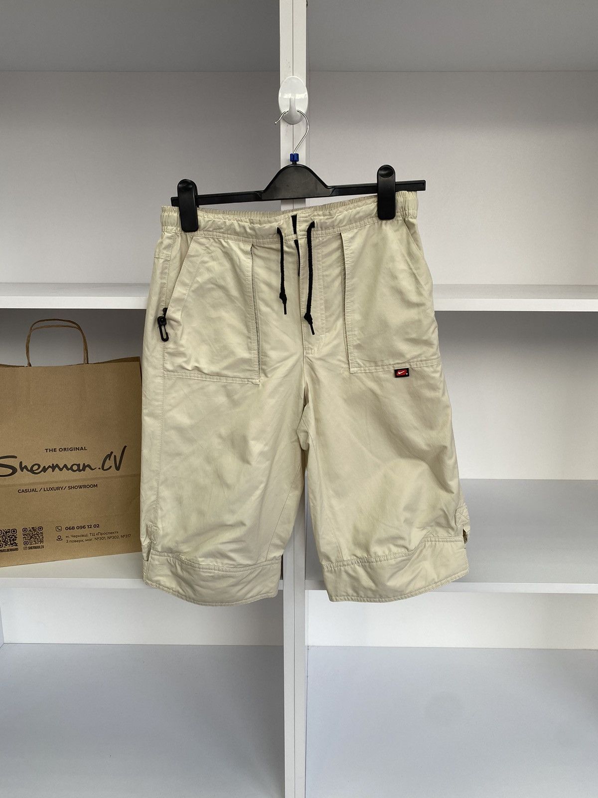 Nike × Vintage Nike Vintage Swoosh Beige Shorts Size US 34 / EU 50 - 3 Thumbnail