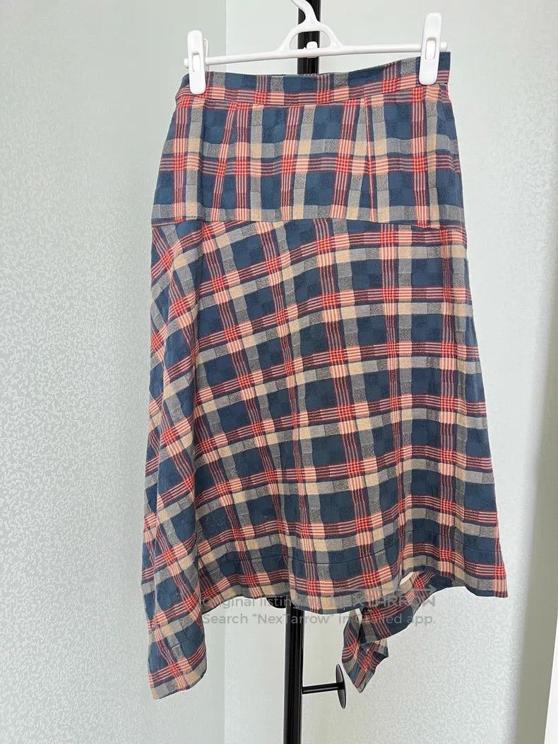 Vivienne Westwood Vivienne Westwood Red checkered half skirt, classic red an Size 26" / US 2 / IT 38 - 2 Thumbnail