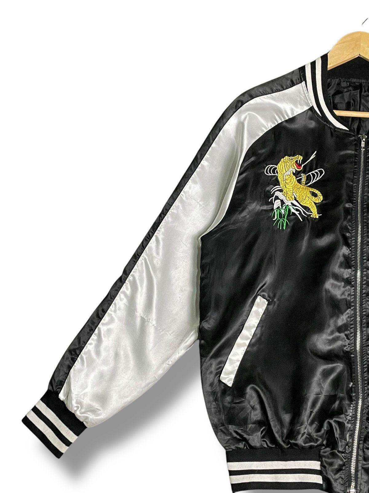 Japanese Brand × Vintage Sukajan x Japanese Brand Vintage Embroided Jacket (30) Size US XL / EU 56 / 4 - 6 Thumbnail