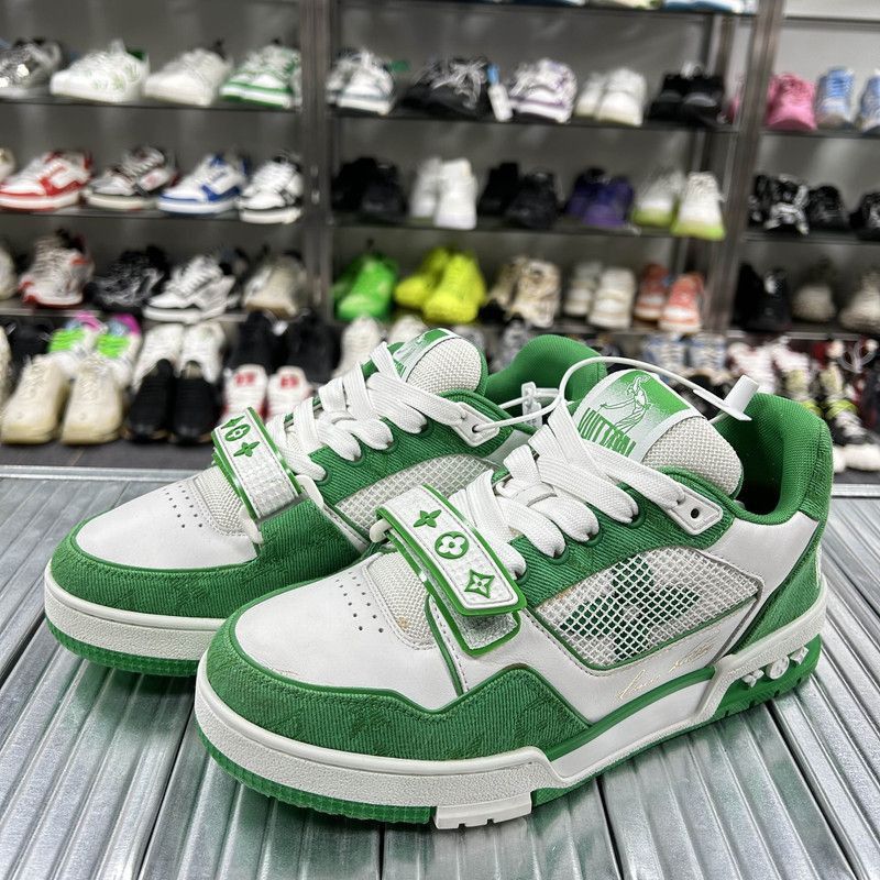 Louis Vuitton Stylish Low-top Trainer Sneakers -2508