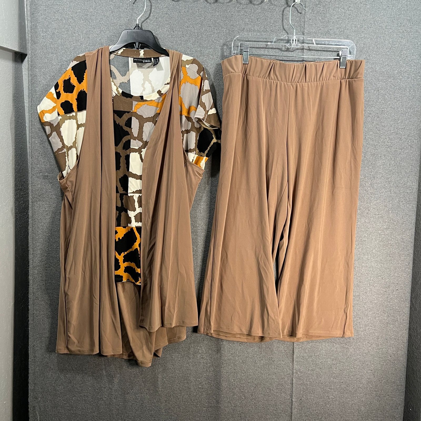 Other Attitudes by Renee Petite Global Illusion 3 Piece Set Cocoa Size M / US 6-8 / IT 42-44 - 1 Thumbnail