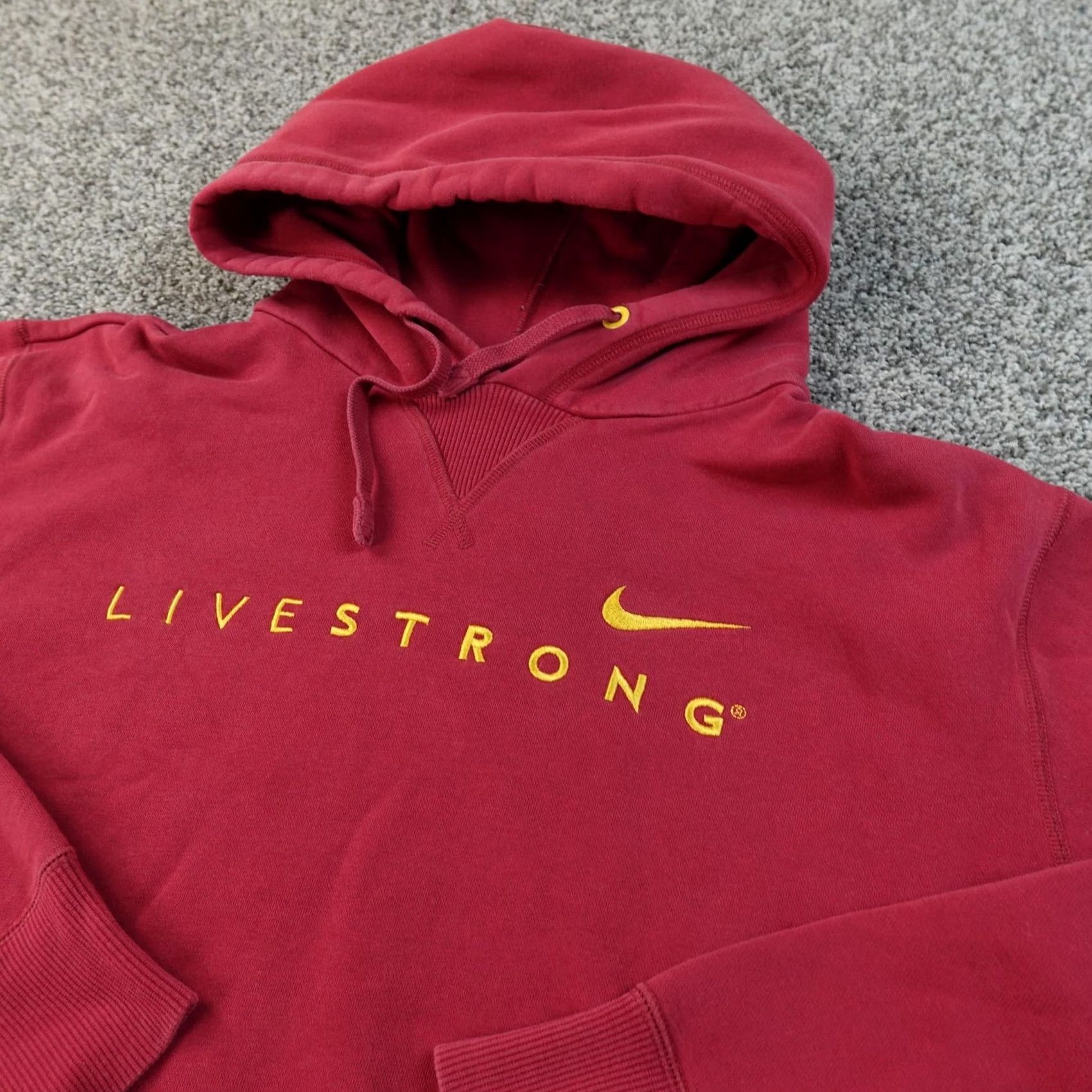 Nike Nike Hoodie Mens 2XL Red Livestrong Pullover Fleece Sweatshirt Swoosh Shirt Sweatshirt Mens Red Nike Hoodie 2XL Pullover Graphic Print Logo Size US XXL / EU 58 / 5 - 2 Thumbnail