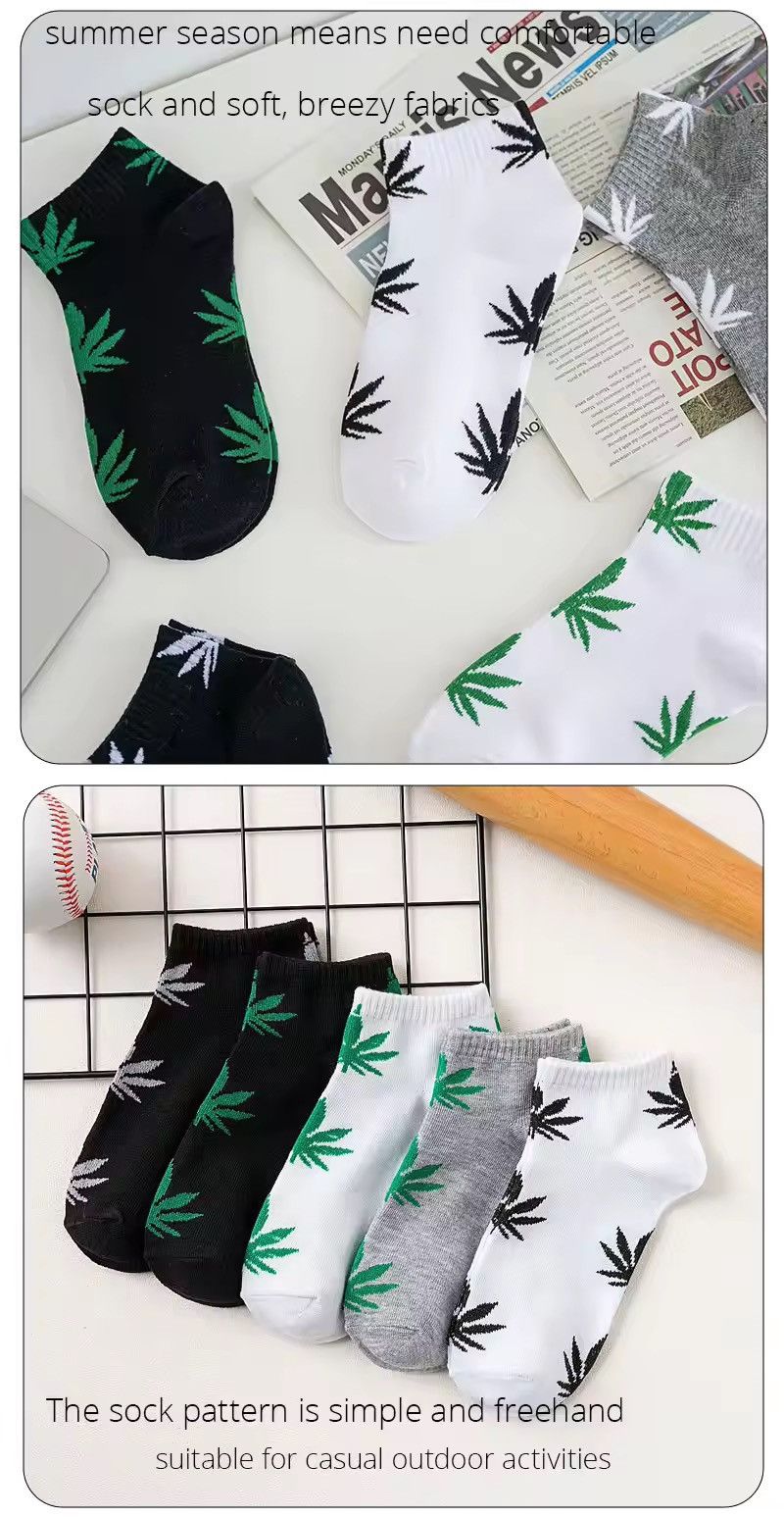 Vintage 5 Pairs Maple Leaf Men's Short Socks Version Trendy Size ONE SIZE - 3 Thumbnail
