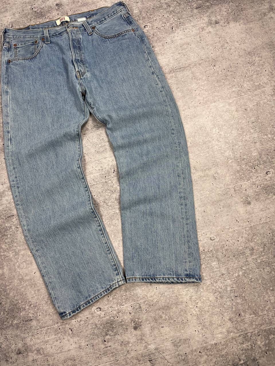 Levi's × Vintage Vintage Levi’s 501 Y2K Style Blue Stonewashed Denim Jeans Size US 36 / EU 52 - 3 Thumbnail