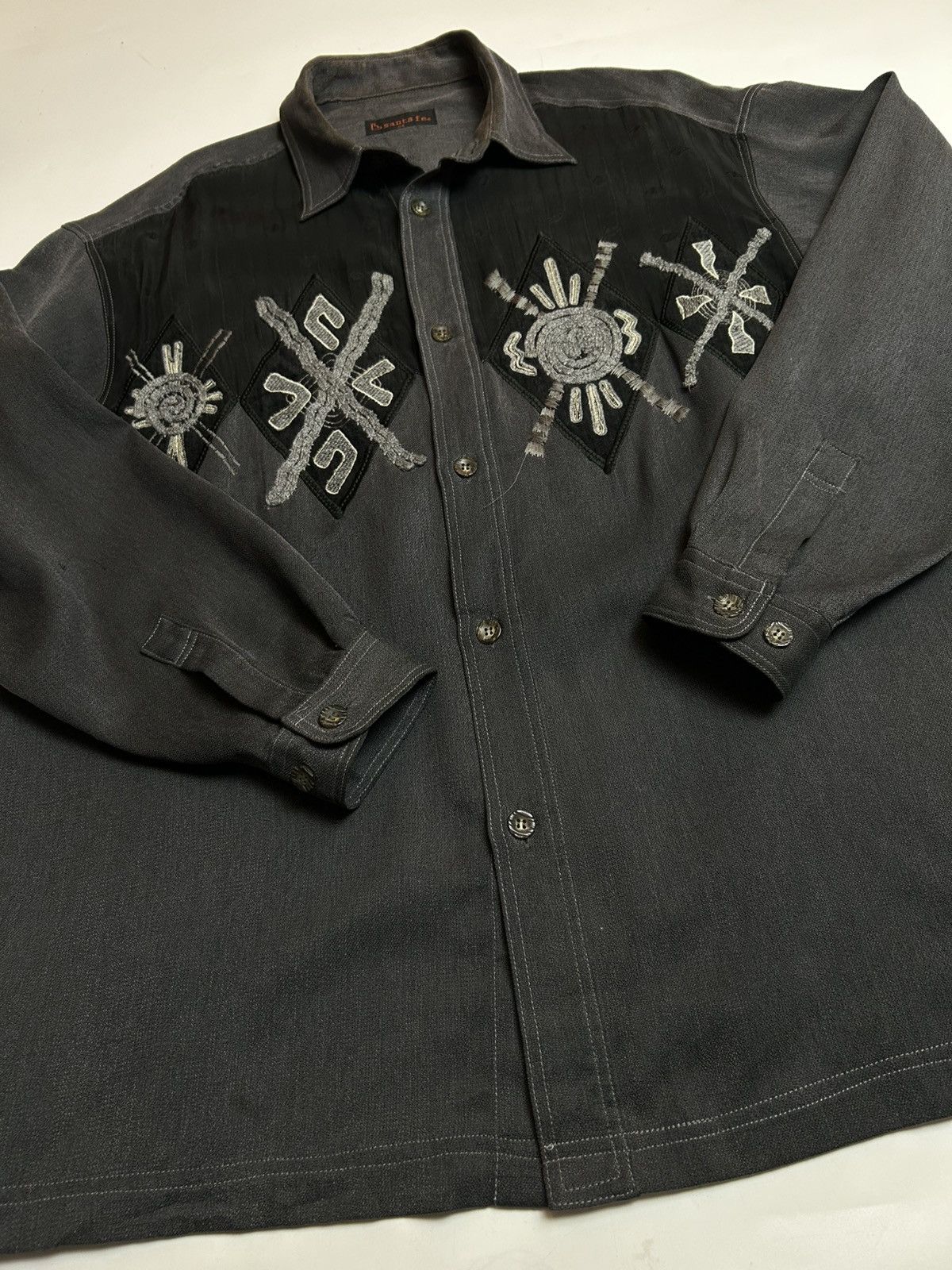 Japanese Brand SANTA FE BUTTON UP EMBROIDERY SHIRT Size US XL / EU 56 / 4 - 2 Thumbnail