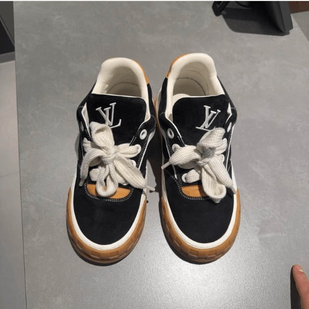 Louis Vuitton Louis Vuitton low-top shoes 42.5EU Size US 9.5 / EU 42-43 - 2 Thumbnail