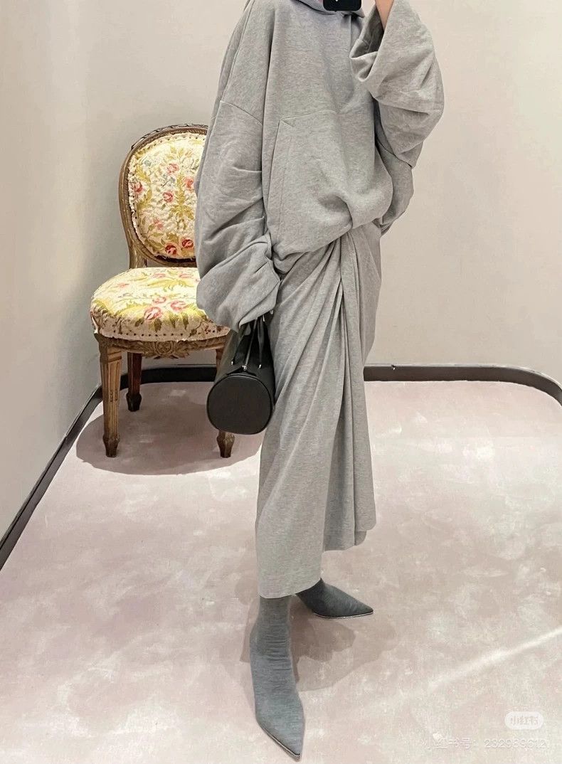 Dries Van Noten DRIES VAN NOTEN size:S Grey pleated skirt Size 22" - 7 Thumbnail