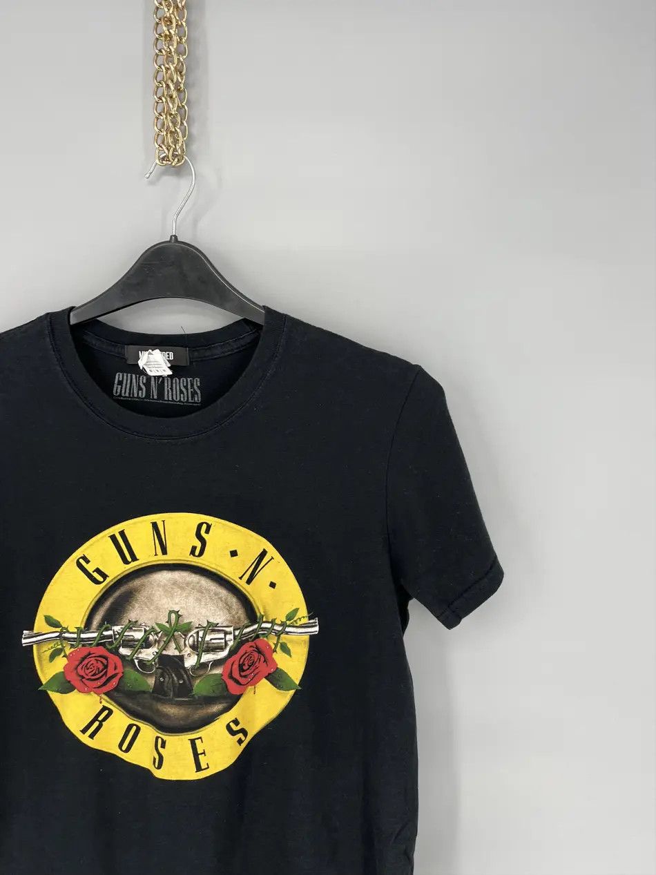 Band Tees Vintage Guns N’ Roses 🌹 Big Logo Double Sided T-Shirt Size US M / EU 48-50 / 2 - 5 Thumbnail