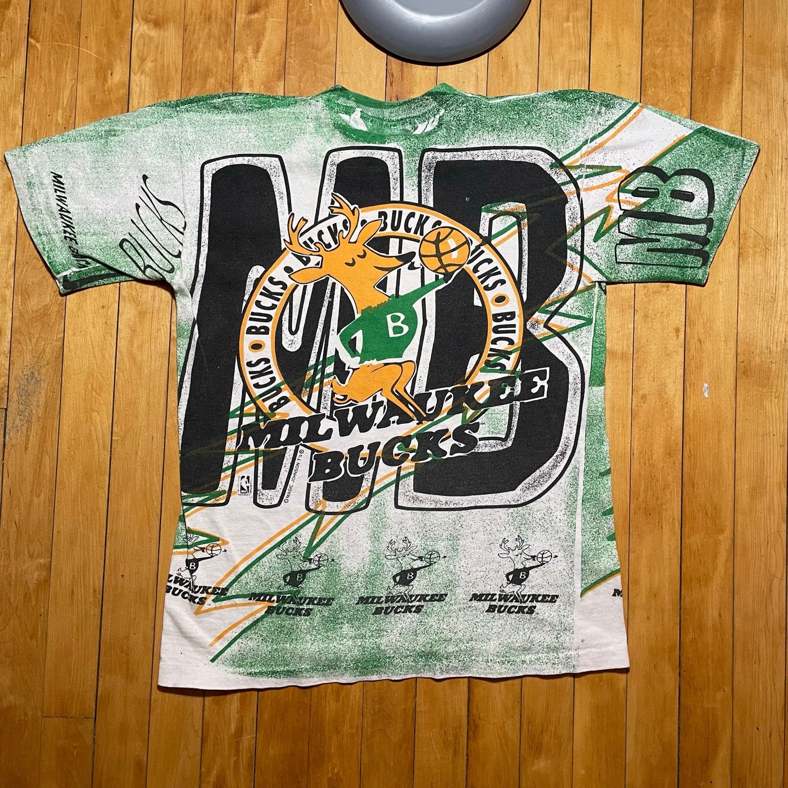 NBA 90s Milwaukee Bucks Magic Johnson Aop Tshirt size M/L Size US M / EU 48-50 / 2 - 4 Thumbnail