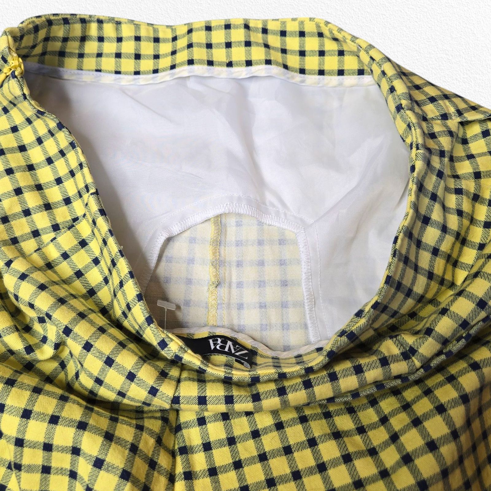 Zara Zara Yellow Navy Plaid Shorts Size Medium Size 30" / US 8 / IT 44 - 7 Thumbnail