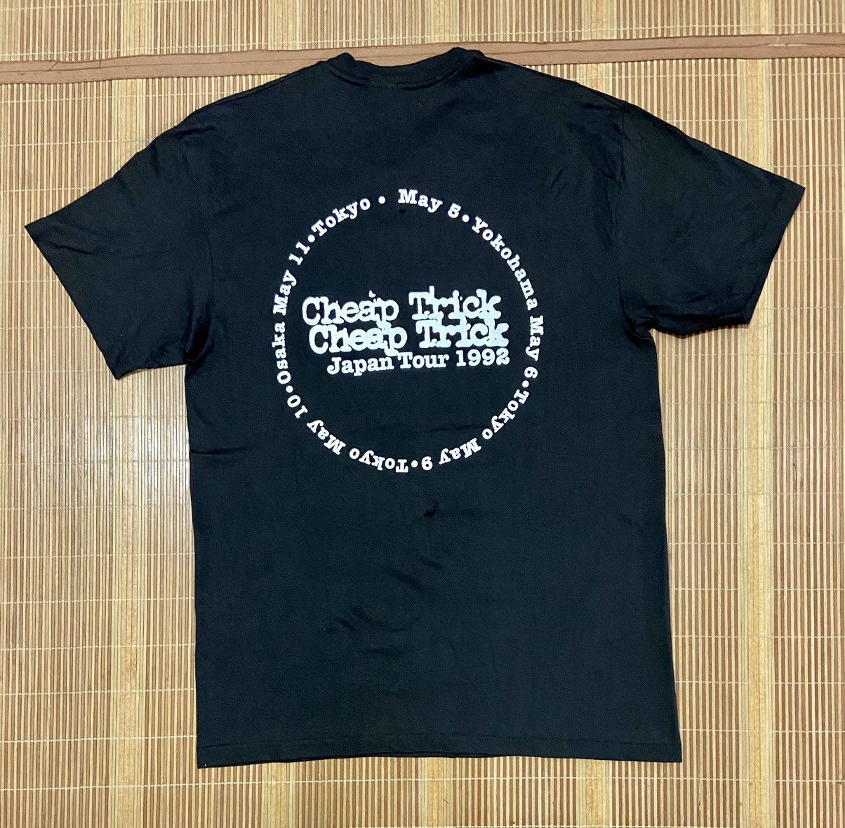 Band Tees × Vintage VINTAGE DISTRESSED CHEAP TRICK TEE Size US L / EU 52-54 / 3 - 2 Thumbnail