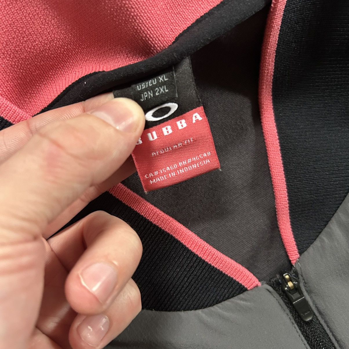 Oakley 2018 BUBBA WATSON YKK QUARTERZiP PRiMALOFT GOLF VEST BLiNK Size US XL / EU 56 / 4 - 3 Thumbnail