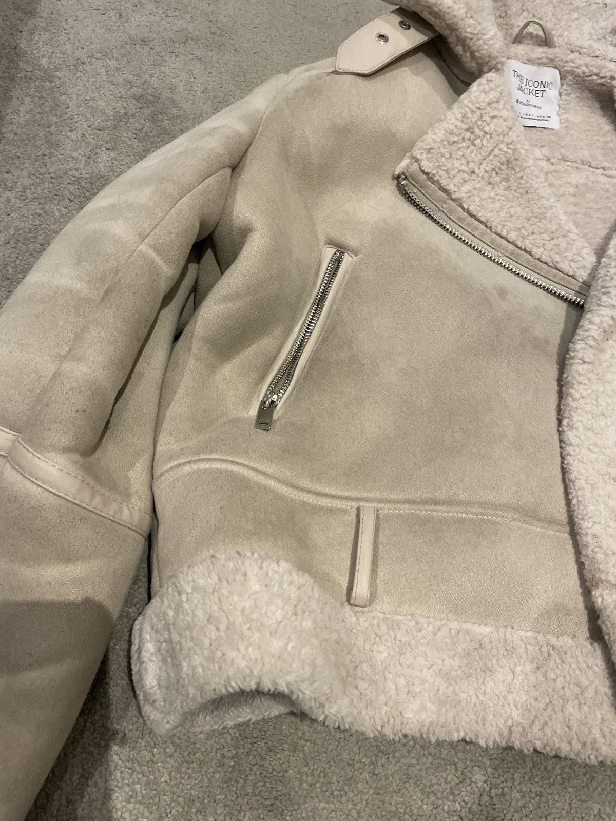 Stradivarius Cream fur jackett Size L / US 10 / IT 46 - 3 Thumbnail
