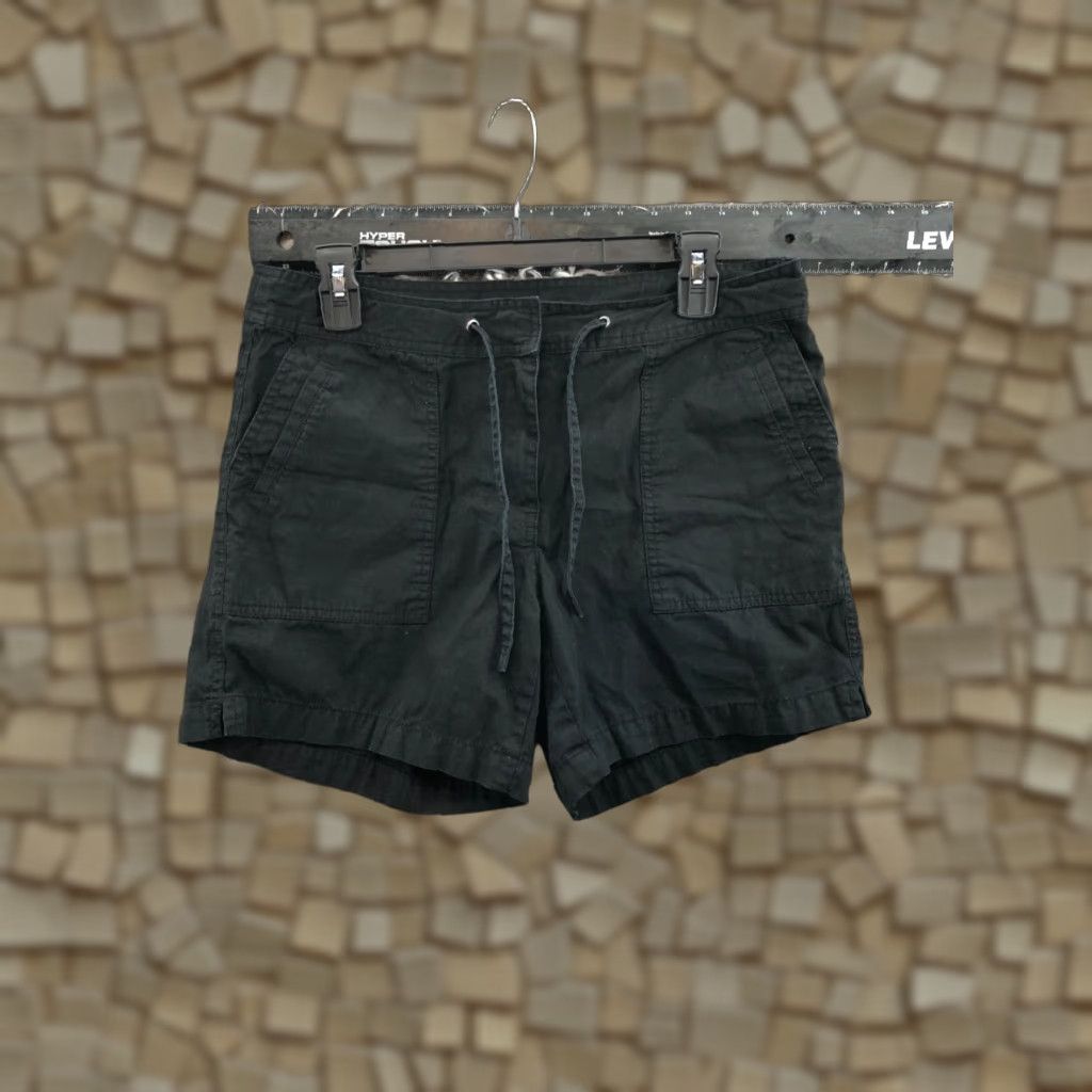 H&M H&M Shorts Womens Size 10 Mid Rise Dark Wash Black Size 32" / US 10 / IT 46 - 1 Thumbnail