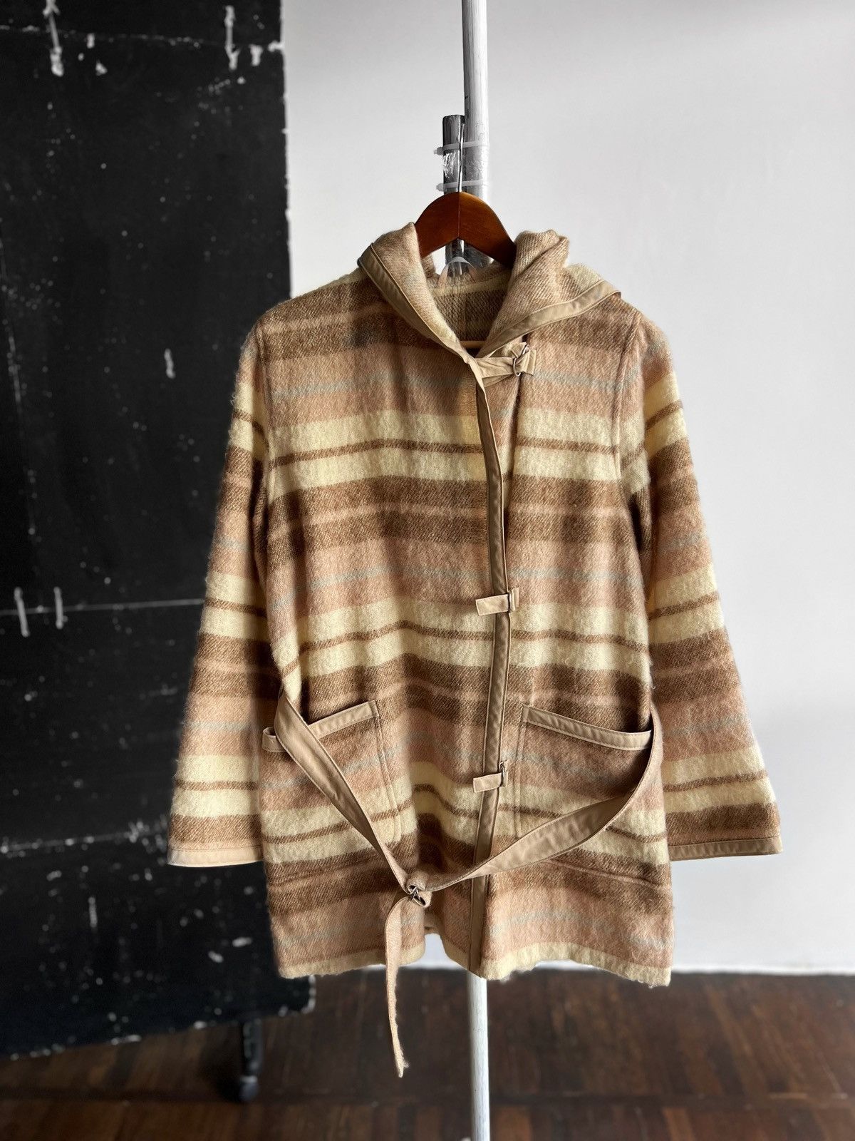 Designer Dixi Coat Wool Made in Finland Hooded Belted Coat Jacket Size M / US 6-8 / IT 42-44 - 4 Thumbnail