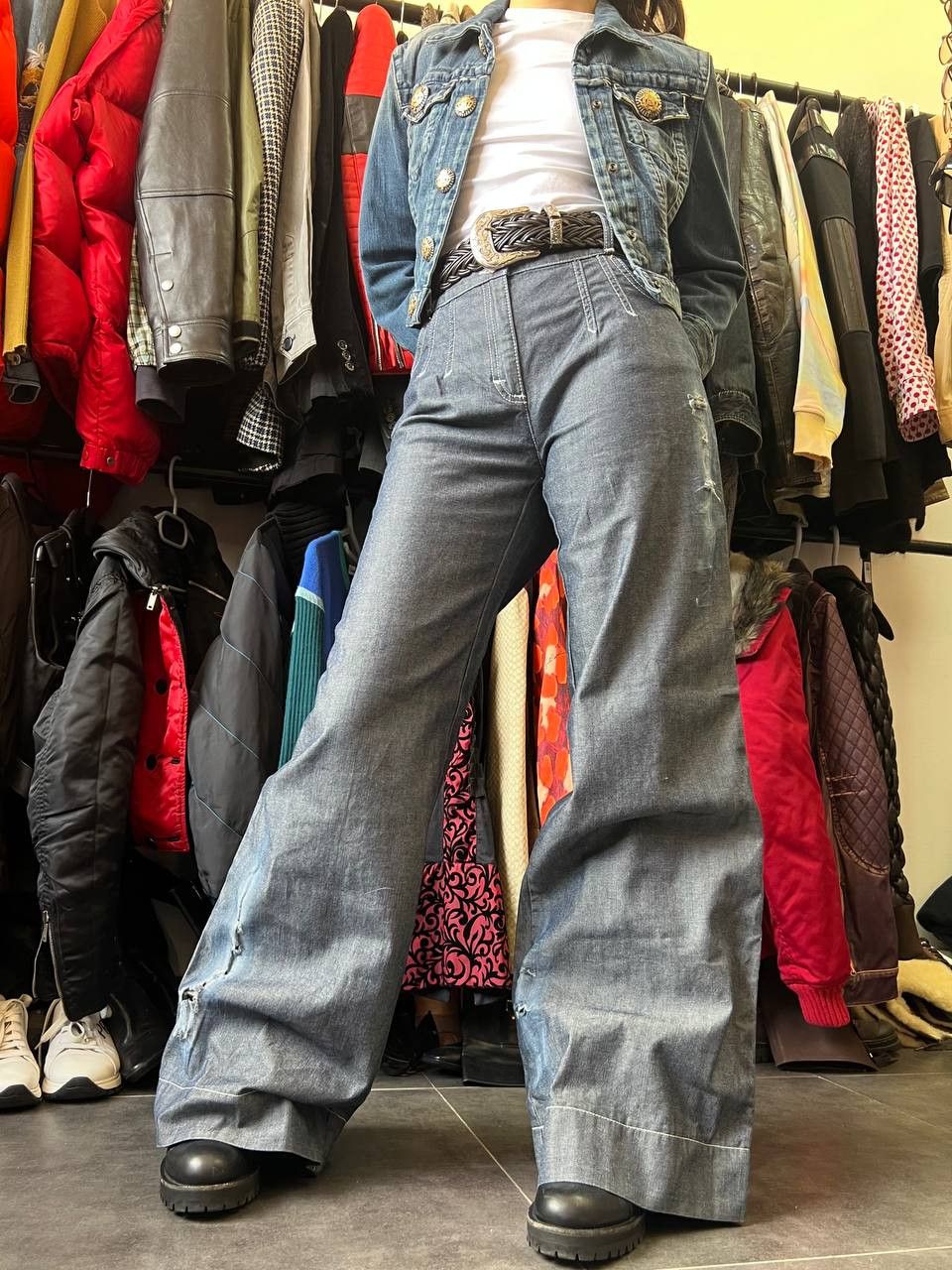 Dolce & Gabbana Dolce&Gabbana Vintage Flare Faded Jeans Size 28" / US 6 / IT 42 - 1 Thumbnail