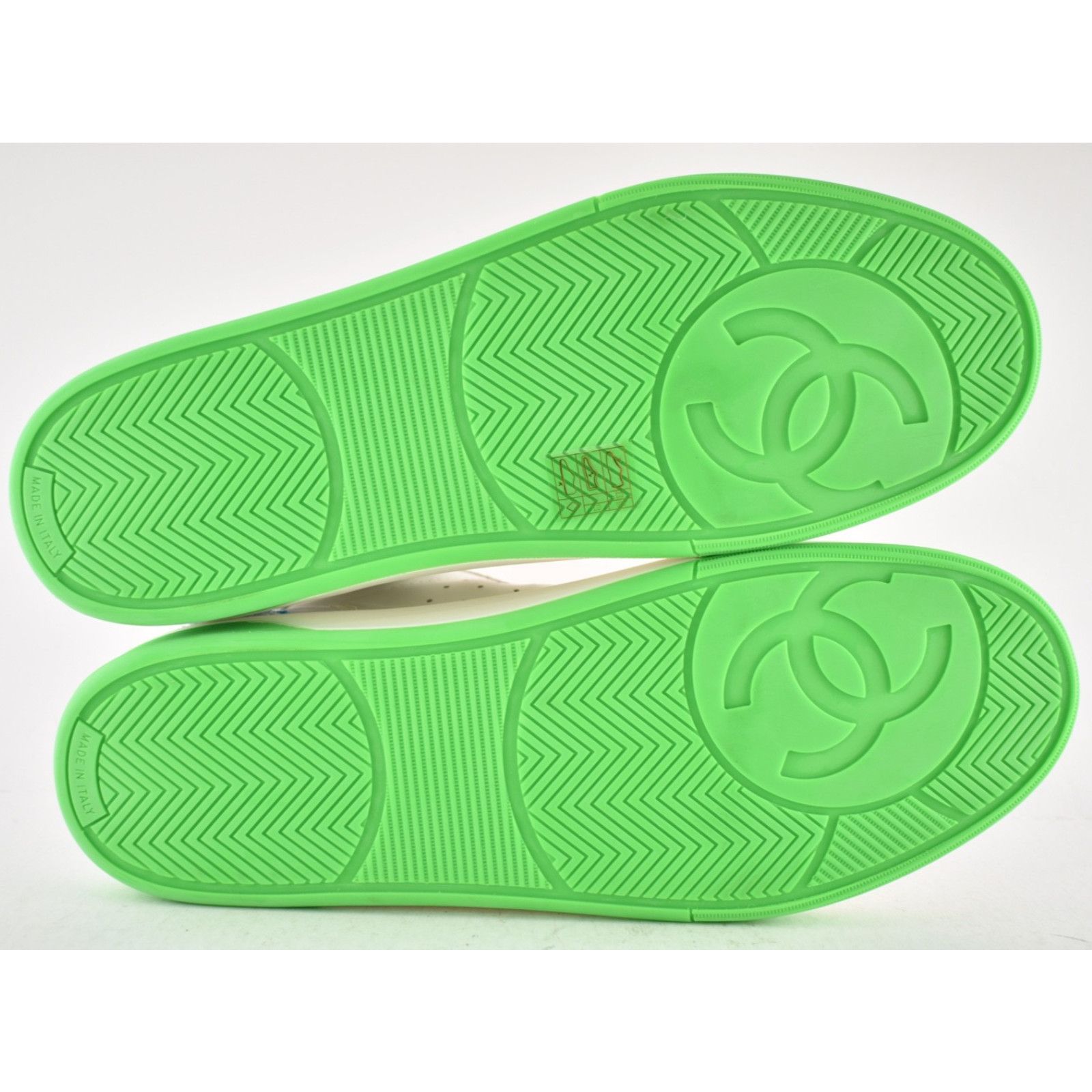 Chanel Chanel Mens 20P White Multicolor Neon CC Logo Flat Runner Size US 11 / EU 44 - 12 Thumbnail