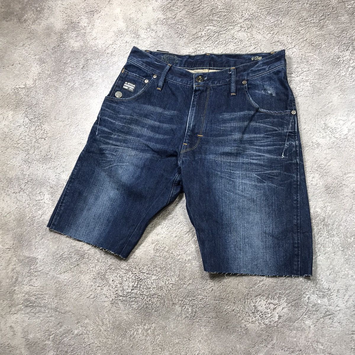 Vintage Vintage G-Star Distressed Denim Shorts Streetwear Y2K 32 Size US 32 / EU 48 - 1 Thumbnail