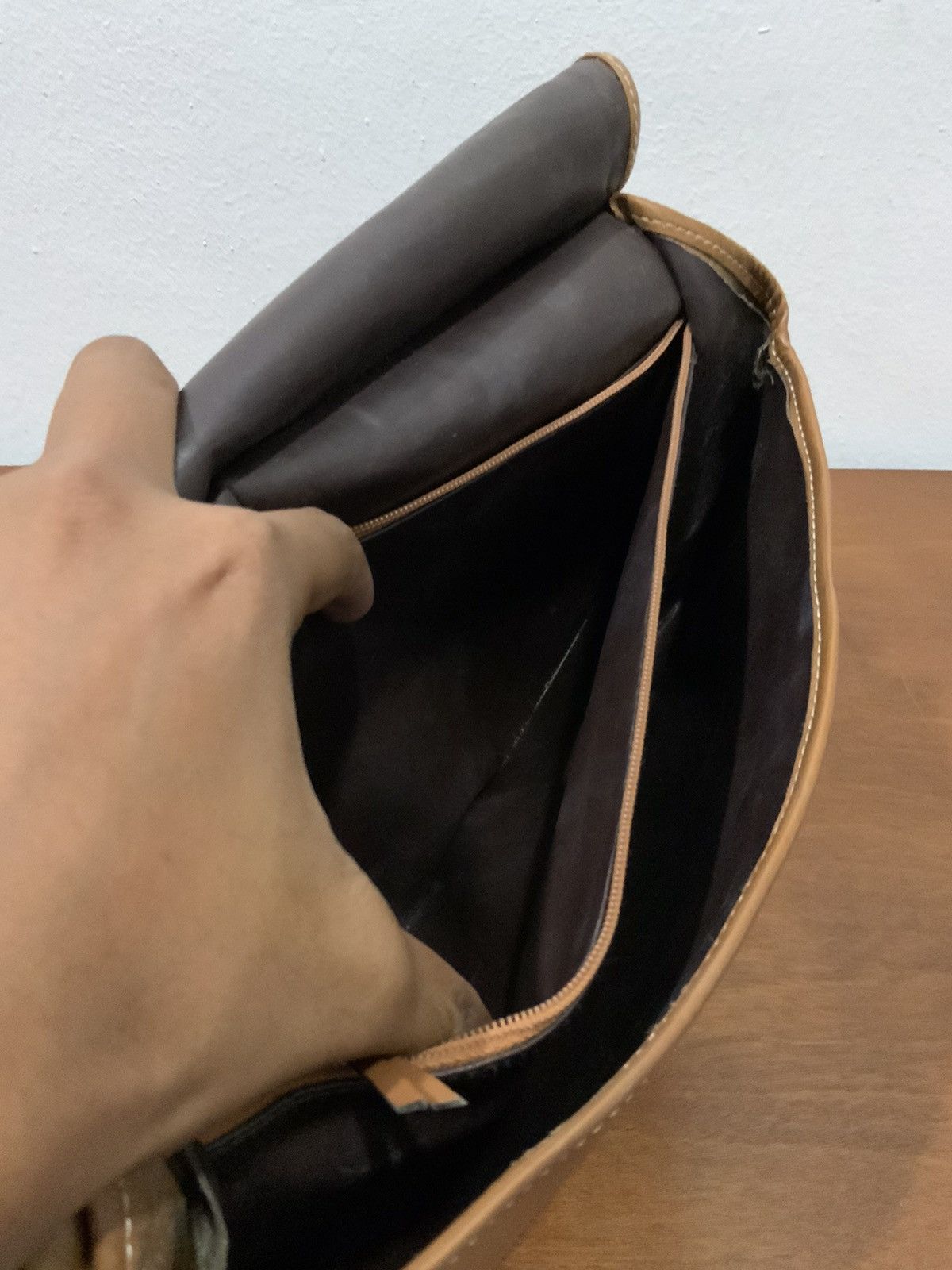 Christian Dior Monsieur Vintage Christian Dior Leather Sling Bag Size ONE SIZE - 16 Thumbnail