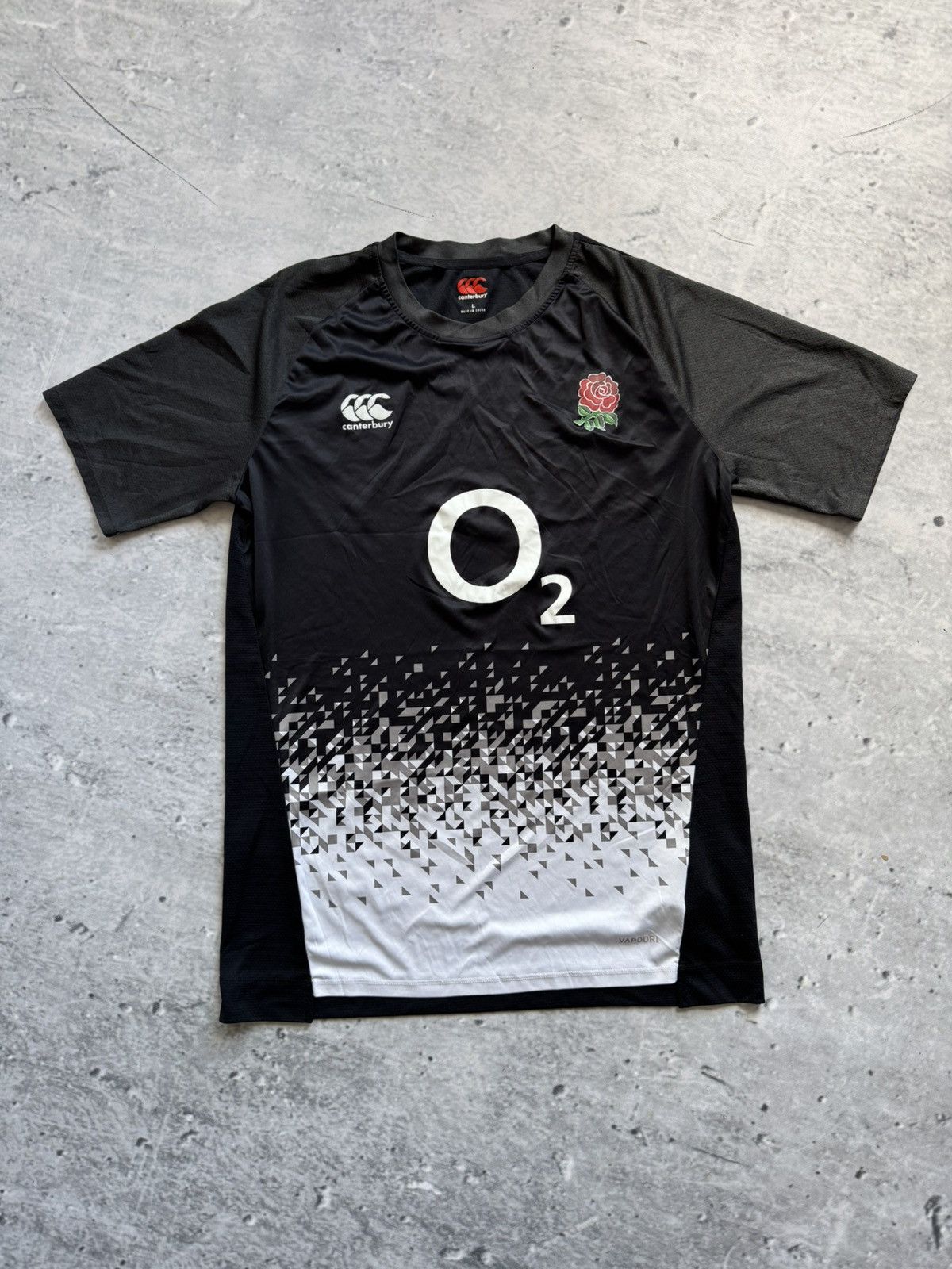 Vintage Conterbury black O2 Rose jersey tee Size US L / EU 52-54 / 3 - 1 Thumbnail