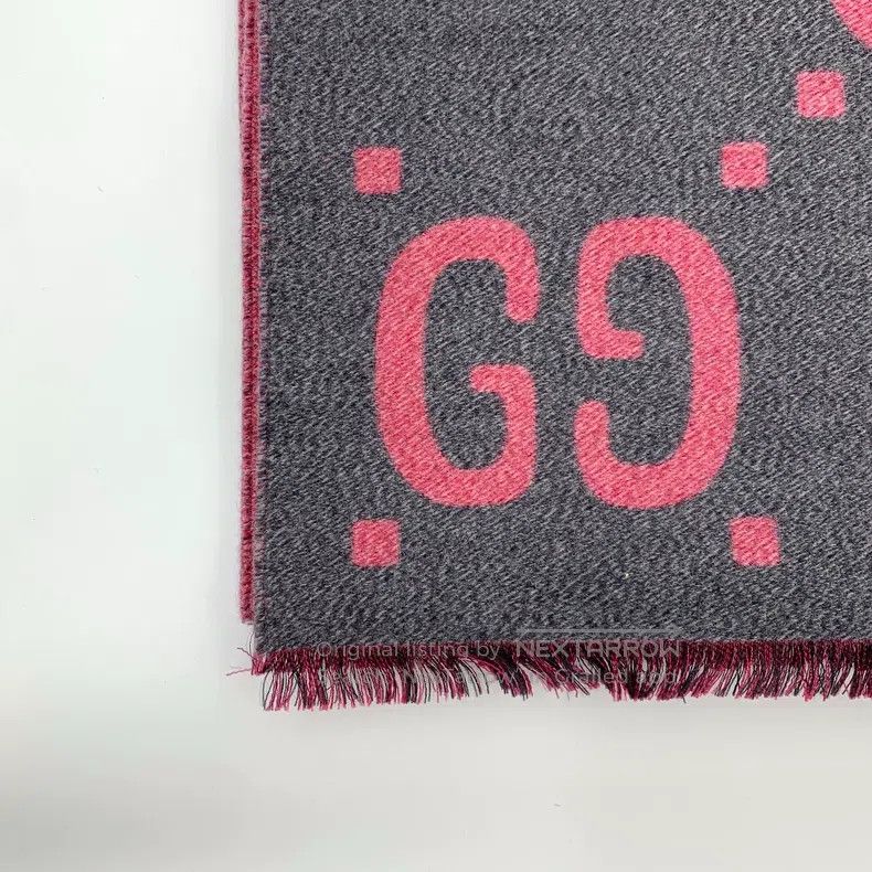 Gucci Gucci Gray and pink colour block logo jacquard full print Size ONE SIZE - 4 Thumbnail